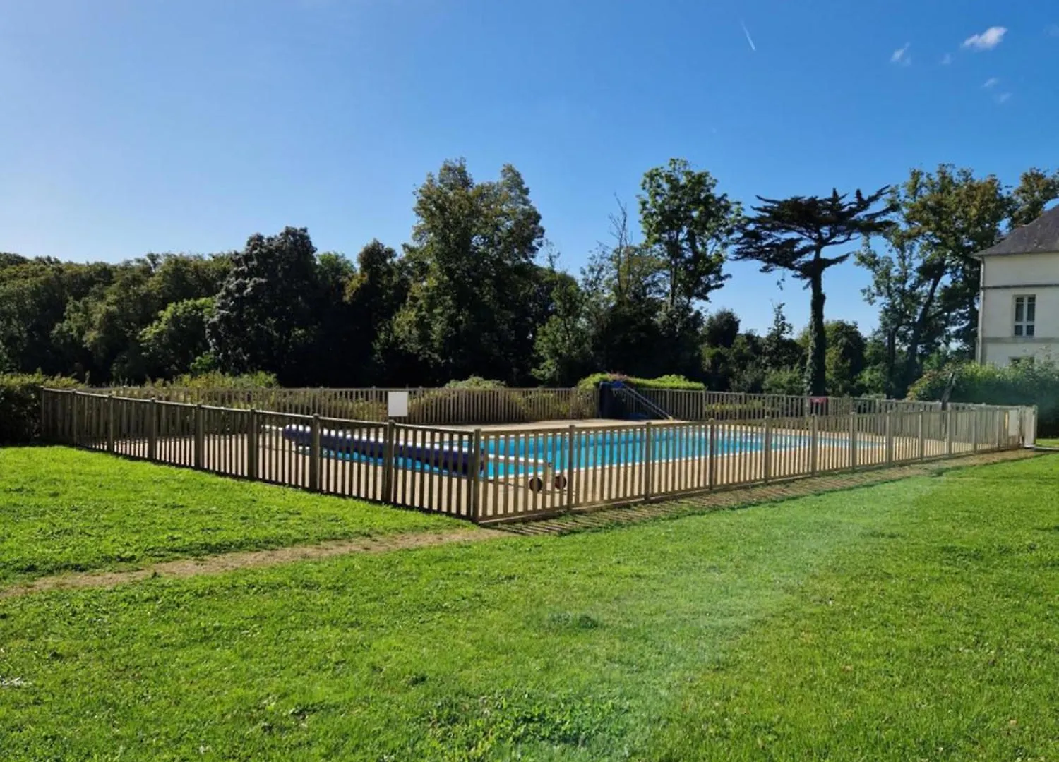 Apartment Charmant T3 Plain-Pied Avec Terrasse Privee, Parking Gratuit Et Piscine A Baden