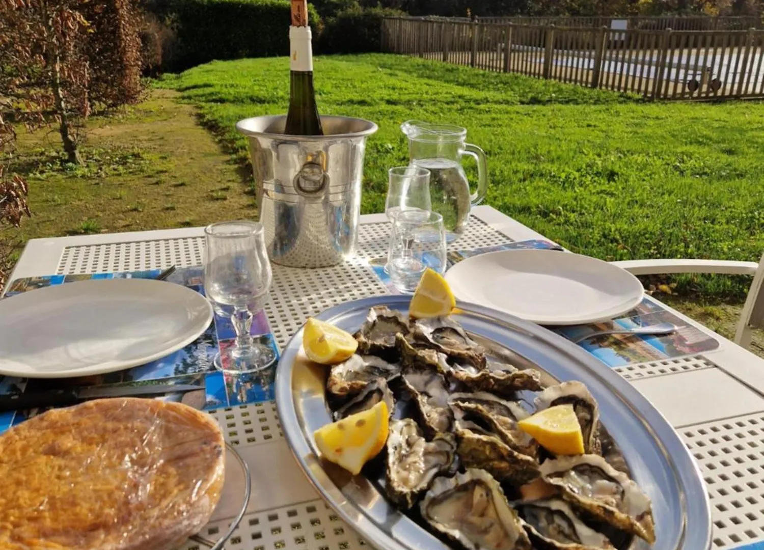 Charmant T3 Plain-Pied Avec Terrasse Privee, Parking Gratuit Et Piscine A Baden Apartment