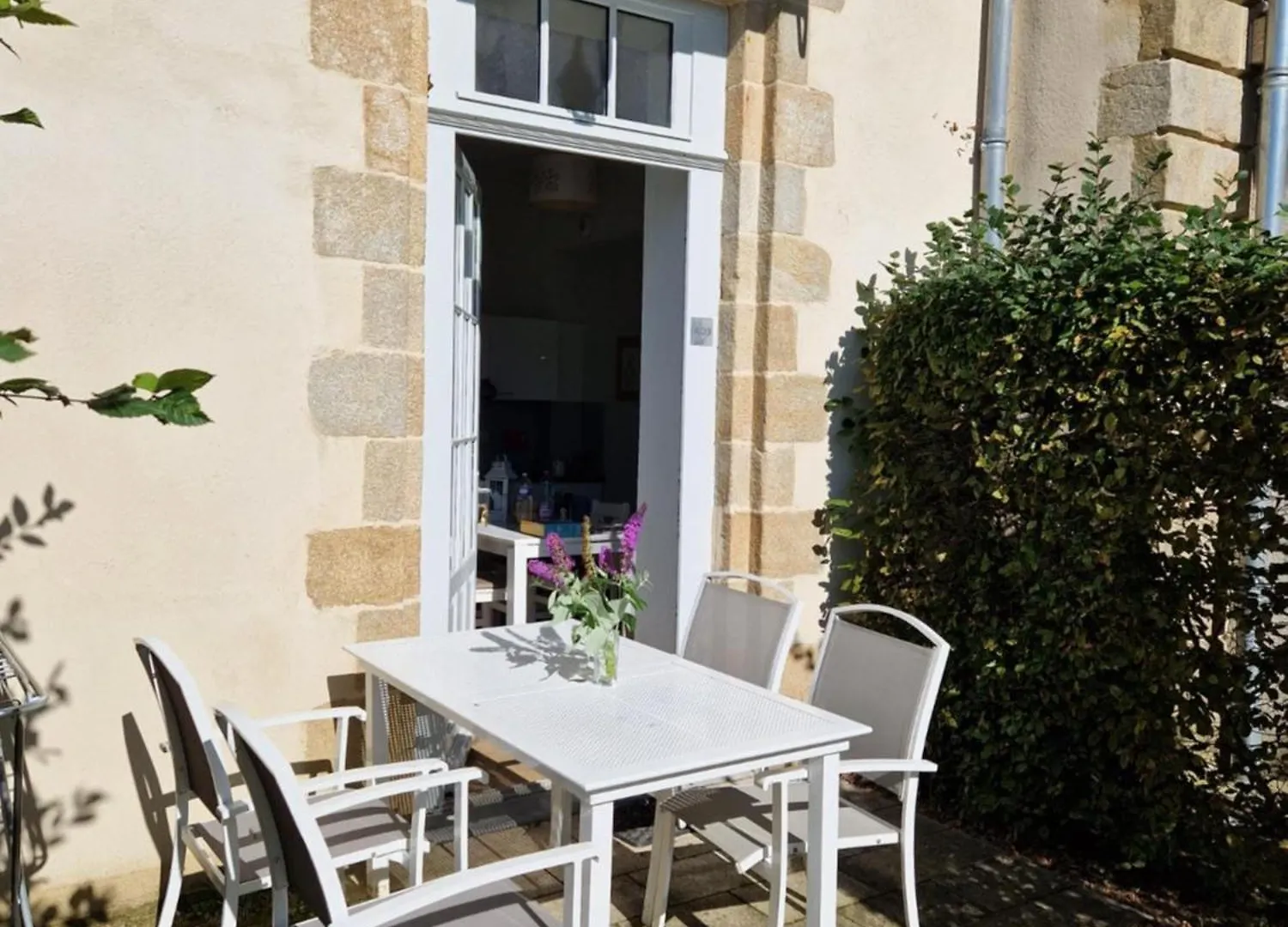 Charmant T3 Plain-Pied Avec Terrasse Privee, Parking Gratuit Et Piscine A Baden